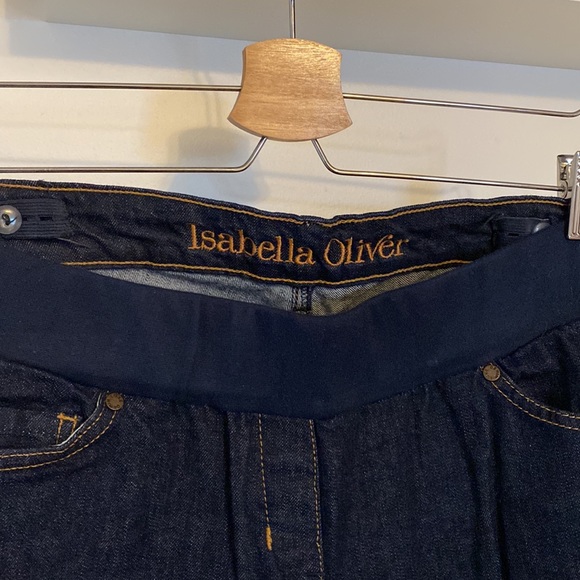 Isabella Oliver - Under the Belly Premium Skinny Maternity Jeans - Picture 2 of 8